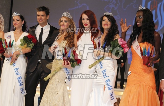 9076 Thaisy Pay Erika Duricova Queval Marianne Petr Vojnar Lenka Vacvalova