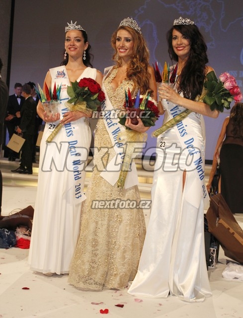9095 Thaisy Pay Erika Duricova Queval Marianne