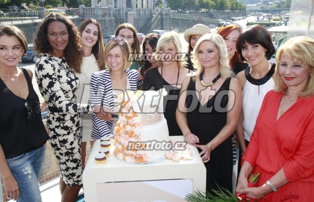 4921 Lejla Abbasova Lucie Vachova Krizkova Martina Hynkova Vrbova Jana Bohusova Tereza Styblova Alena Velika Ester Janeckova Stanislava Lekesova