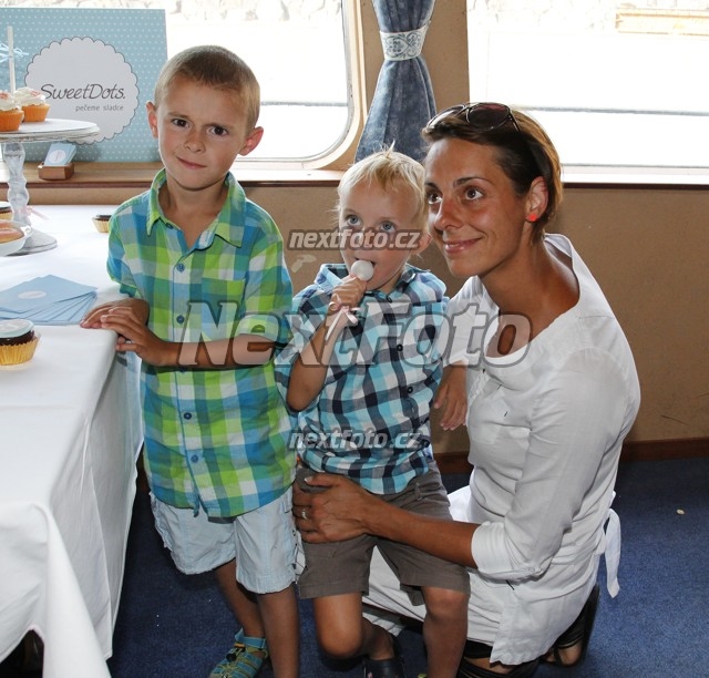 8579 Jirina Mencakova