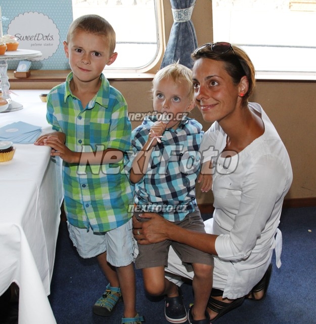 8580 Jirina Mencakova