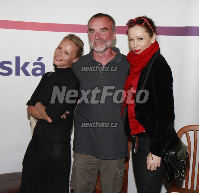 7180 Jaroslav Brabec Linda Rybova Zuzana Stivinova