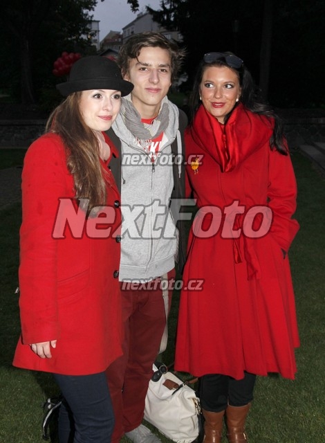 4375 Vaclav Matejovsky Helena Nemcova Malvina Pachlova