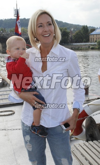 5201 Jovanka Skrceska Adam Vojtek