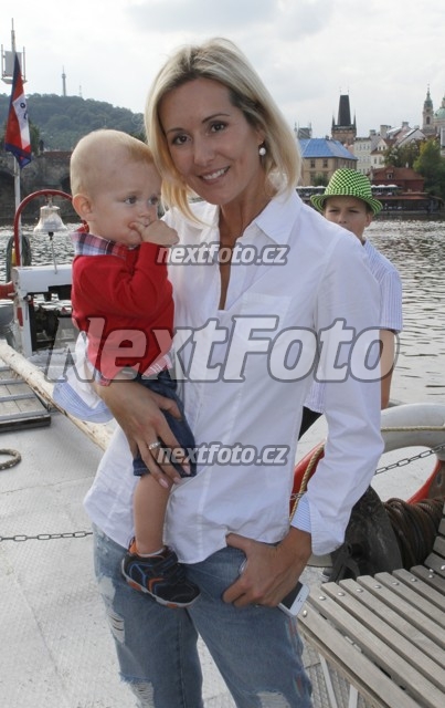 5218 Jovanka Skrceska Adam Vojtek