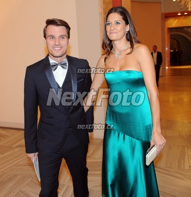 8946 Leos Mares Petra Faltynova