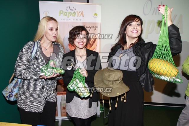 7078 Linda Finkova Kristyna Janackova Andrea Kalivodova