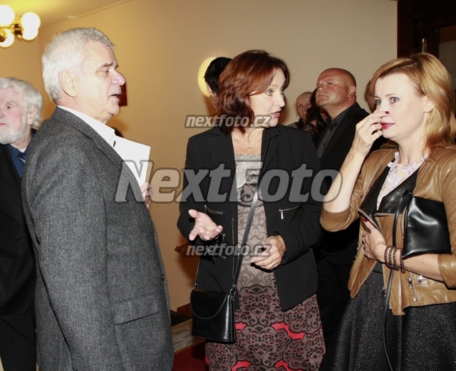 9242 Petr Stepanek Zlata Adamovska Jitka Schneiderova