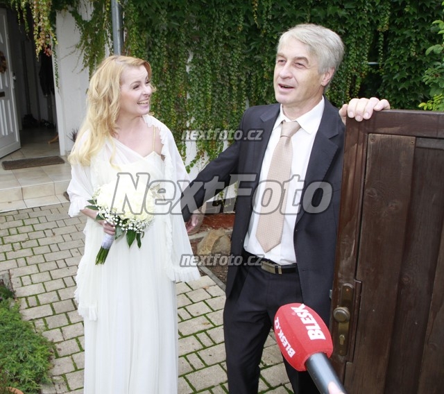 0431 Josef Rychtar Iveta Bartosova