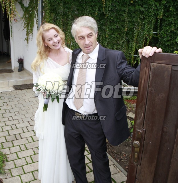 0437 Josef Rychtar Iveta Bartosova