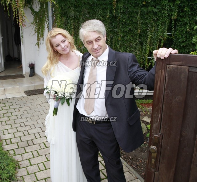 0438 Josef Rychtar Iveta Bartosova
