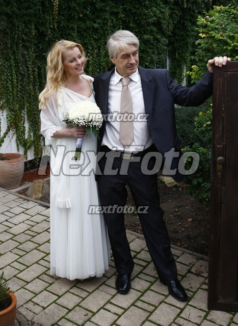 6162 Josef Rychtar Iveta Bartosova