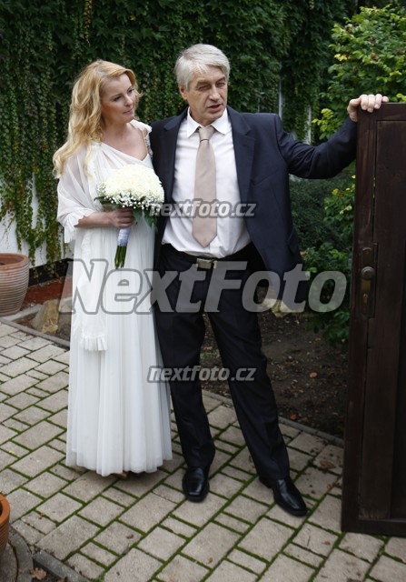 6169 Josef Rychtar Iveta Bartosova