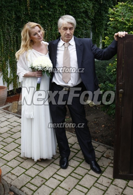 6172 Josef Rychtar Iveta Bartosova
