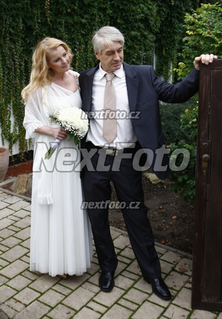 6180 Josef Rychtar Iveta Bartosova