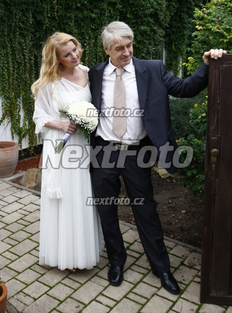 6181 Josef Rychtar Iveta Bartosova