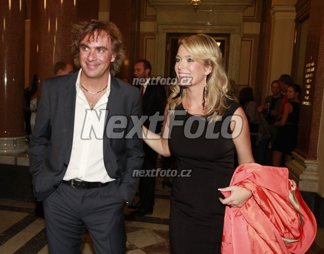 1145 Lucie Benesova Tomas Matonoha