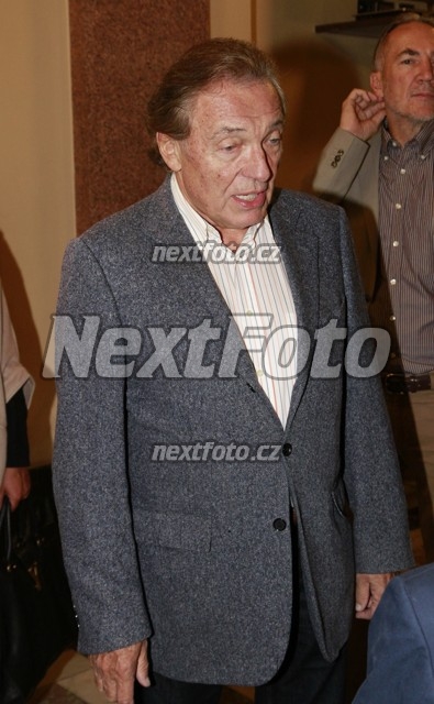 1178 Karel Gott