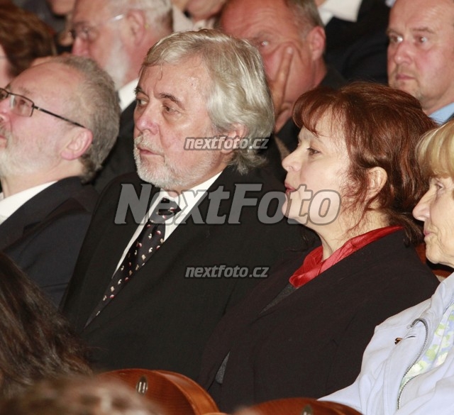 1423 Libuse Safrankova Josef Abrham