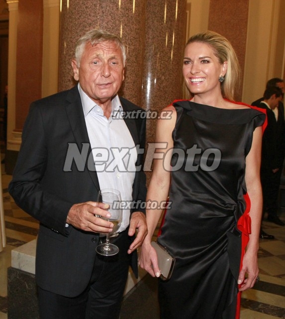 1474 Olga Menzelova Jiri Menzel