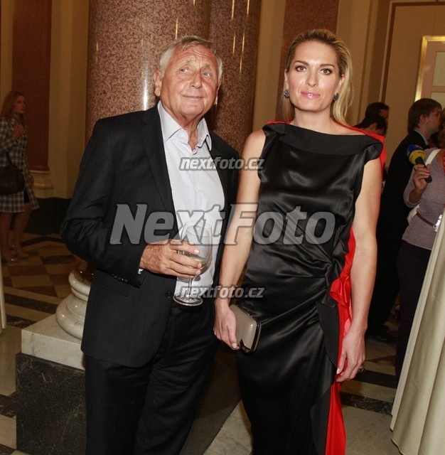 1482 Olga Menzelova Jiri Menzel