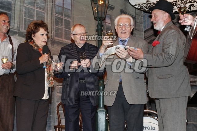 9866 Gustav Oplustil Jirina Bohdalova Jiri Suchy