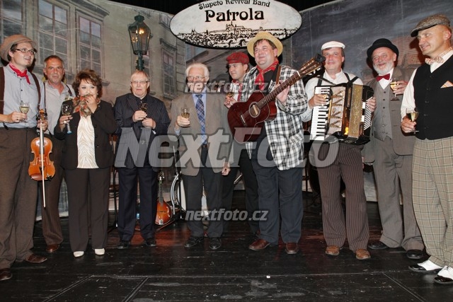 9875 Gustav Oplustil Jirina Bohdalova Radan Dolejs Lubomir Focko Jiri Suchy