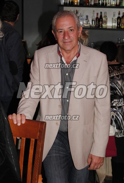 3880 Martin Michal