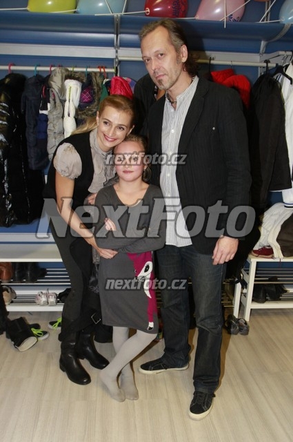 1073 Viktor Dyk Ivana Jiresova Sofie Frida Hoppnerova