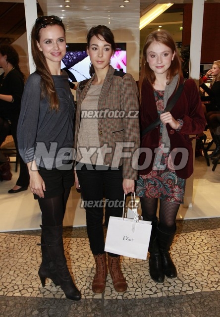 3396 Marie Dolezalova Vanda Chaloupkova Zuzana Vejvodova