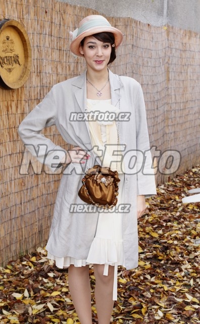 8079 Vanda Chaloupkova