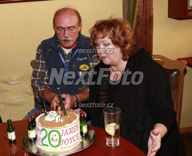 4558 Pavel Novy Nada Konvalinkova