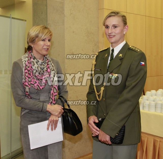 5036 Barbora Spotakova Katerina Neumannova