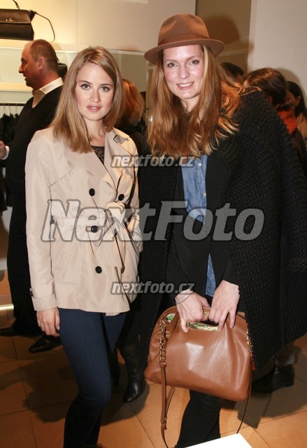 6194 Emma Smetana Karolina Bosakova