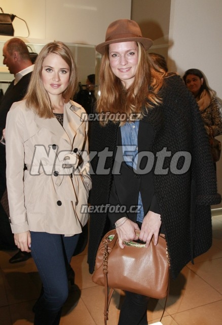 6195 Emma Smetana Karolina Bosakova
