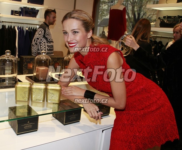 6197 Petra Nemcova