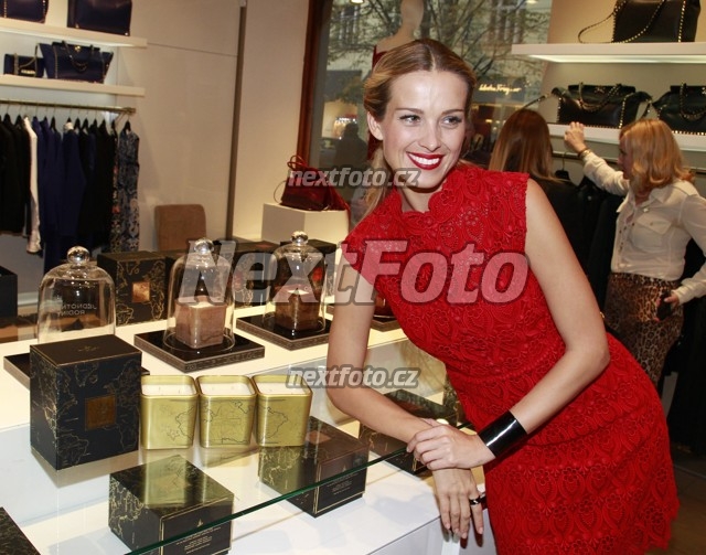 6202 Petra Nemcova