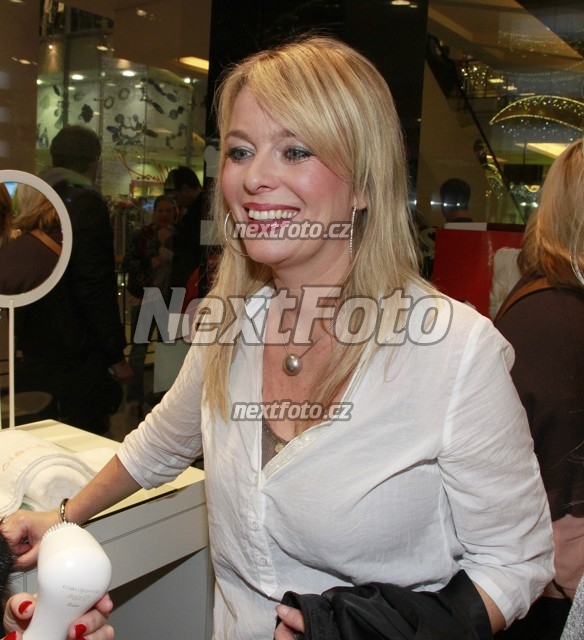 7246 Lucie Benesova