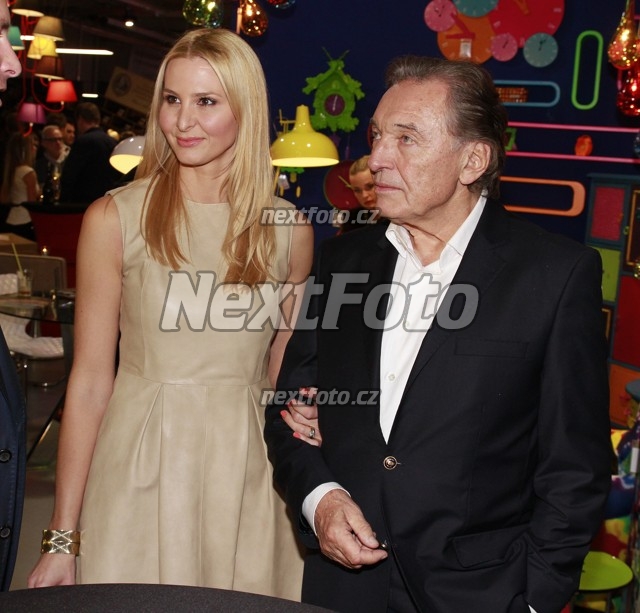 9925 Karel Gott Ivana Gottova