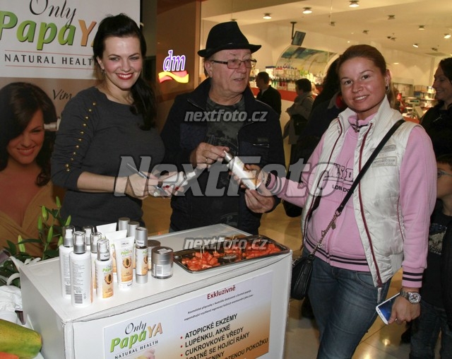 1553 Marta Jandova Petr Janda