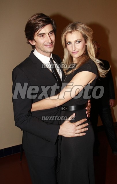 2785 Tereza Maxova Burak Oymen