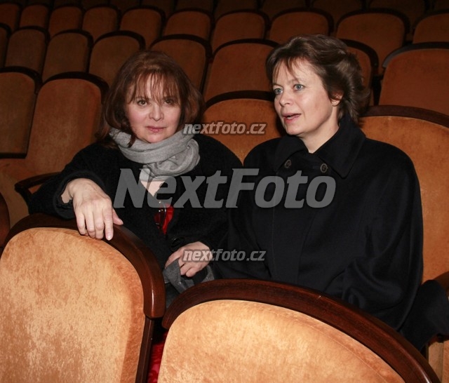 0907 Libuse Safrankova Miroslava Drozdova Safrankova