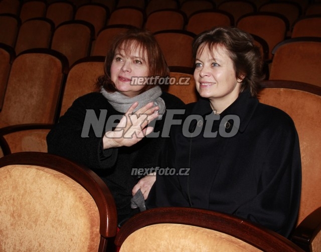 0909 Libuse Safrankova Miroslava Drozdova Safrankova
