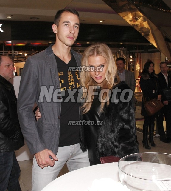 0438 Michaela Ochotska Lukas Rosol