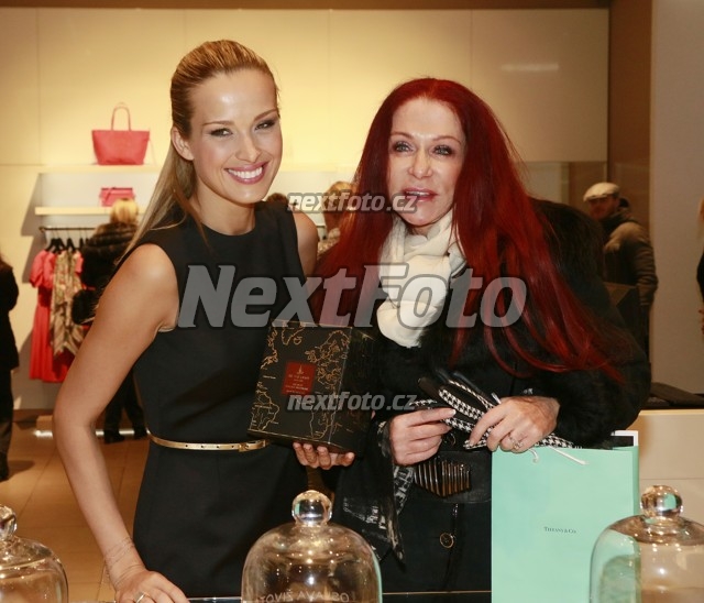 1341 Petra Nemcova Blanka Matragi