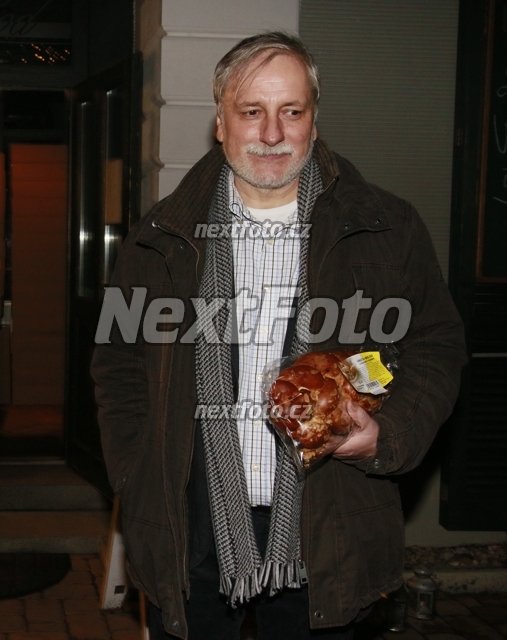 2324 Jirina Bohdalova Zdenek Zelenka