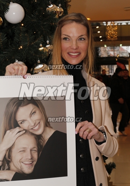 1050 Pavlina Nemcova