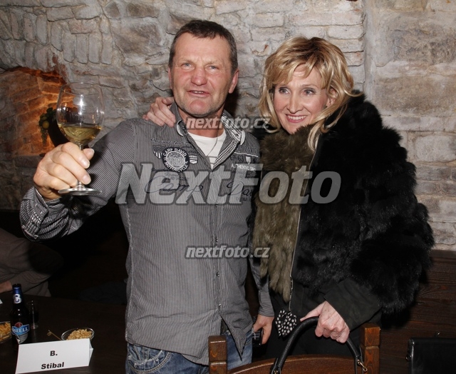 5877 Zuzana Bubilkova Rostislav Osicka