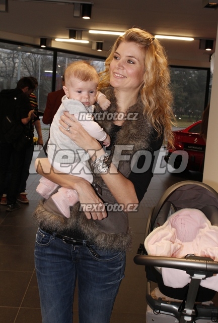 6453 Iveta Lutovska Vitova