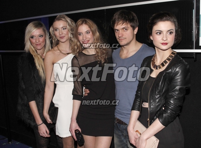 7582 Jiri Madl Eva Josefikova Marie Kruzikova